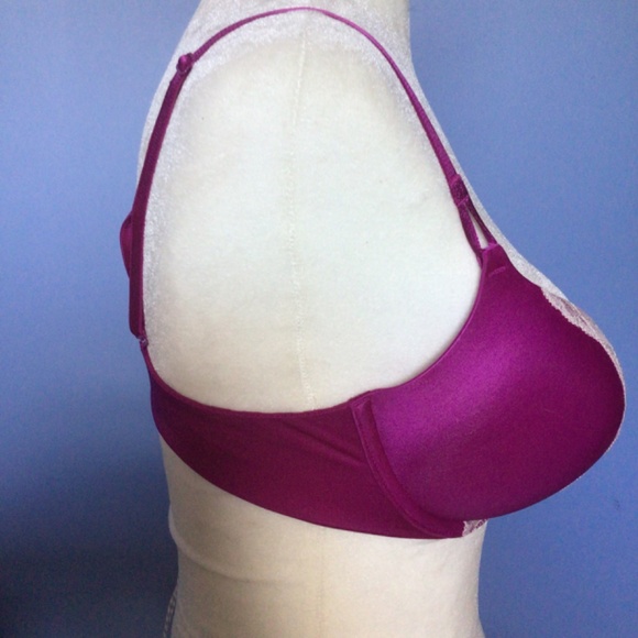 Victoria’s Secret Bombshell Plunge Bra with Lace Overlay - Picture 3 of 7